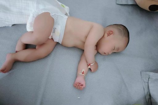 长兴2岁宝宝发烧